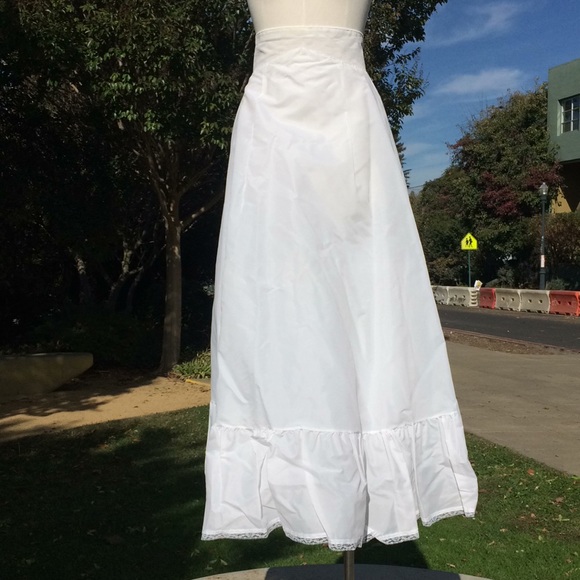 Vintage 1970’s Peaches & Cream Wedding Gown XS - Picture 16 of 16